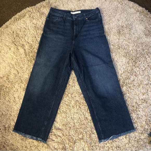 ASOS Design high waist raw hem cropped wide leg stretch jeans 🦋 blue striped - Picture 13 of 16